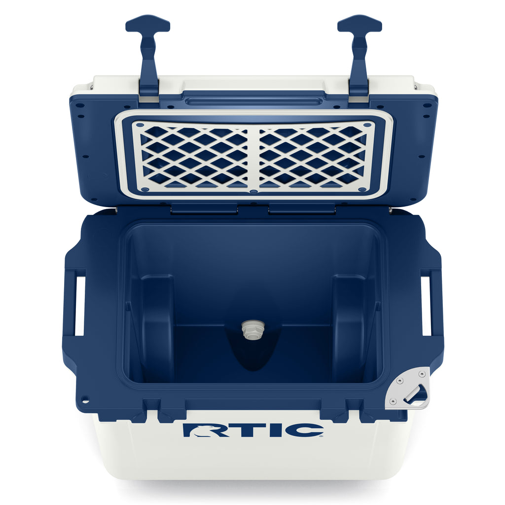 22 QT Ultra-Light Wheeled Cooler