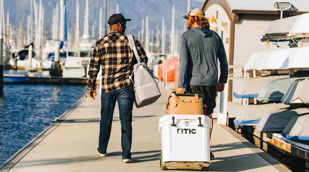 45 QT Ultra-Tough Wheeled Cooler
